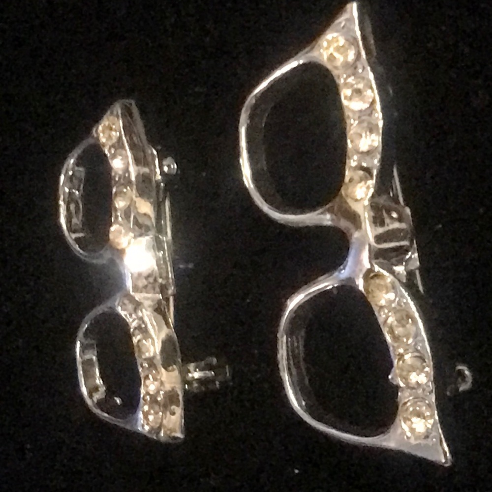 2 Vintage tiny eye glass pins